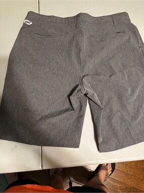 Men's Flat Front Gray Shorts with Subtle Texture